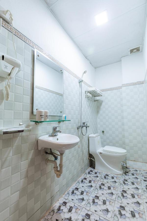 Phuc Duc Hotel Thanh Hoa Bagian luar foto